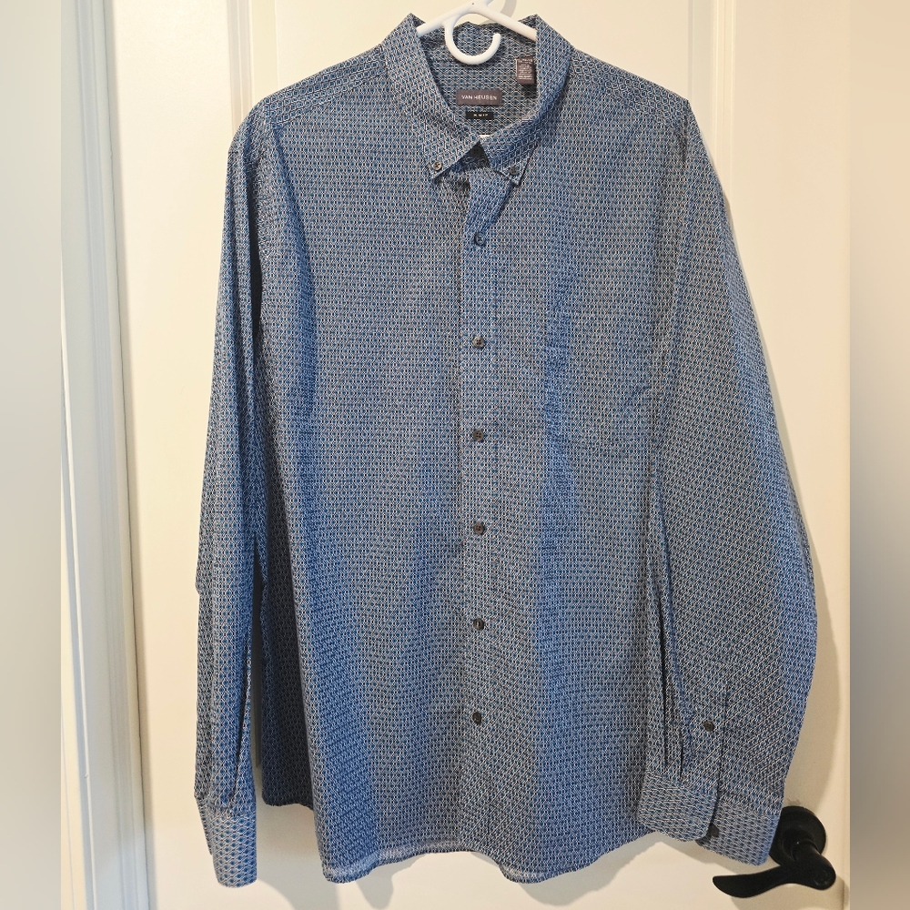 Van Heusen Men's Blue Geometric Button Down Shirt